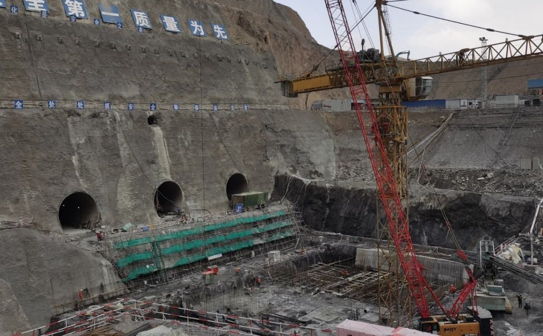 投资90亿,世界最高混凝土面板堆石坝!新疆大石峡水利枢纽工程建设全力推进