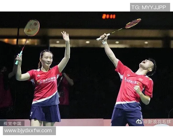 成都羽毛球队在世锦赛中的团队协作表现分析与启示 成都羽毛球队在世锦赛中的团队协作表现分析与启示
