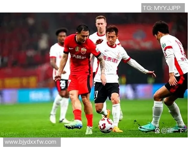 杭州篮球队在邀请赛中以95分高居积分榜首位展现强劲实力