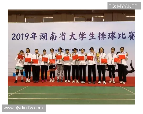 深圳排球队的逆袭之旅:从默默无闻到全国瞩目的排球传奇 深圳排球队的逆袭之旅:从默默无闻到全国瞩目的排球传奇