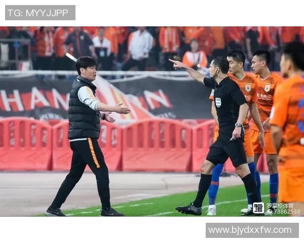 赛后复盘：杭州足球队与南京足球队的精彩对决与战术分析