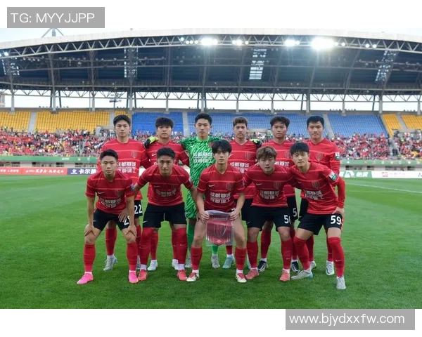 邀请赛特别报道:成都足球队的奋斗经历 邀请赛特别报道:成都足球队的奋斗经历