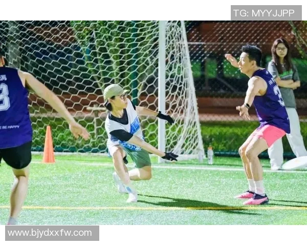 飞盘热议：上海飞盘队的配合争议